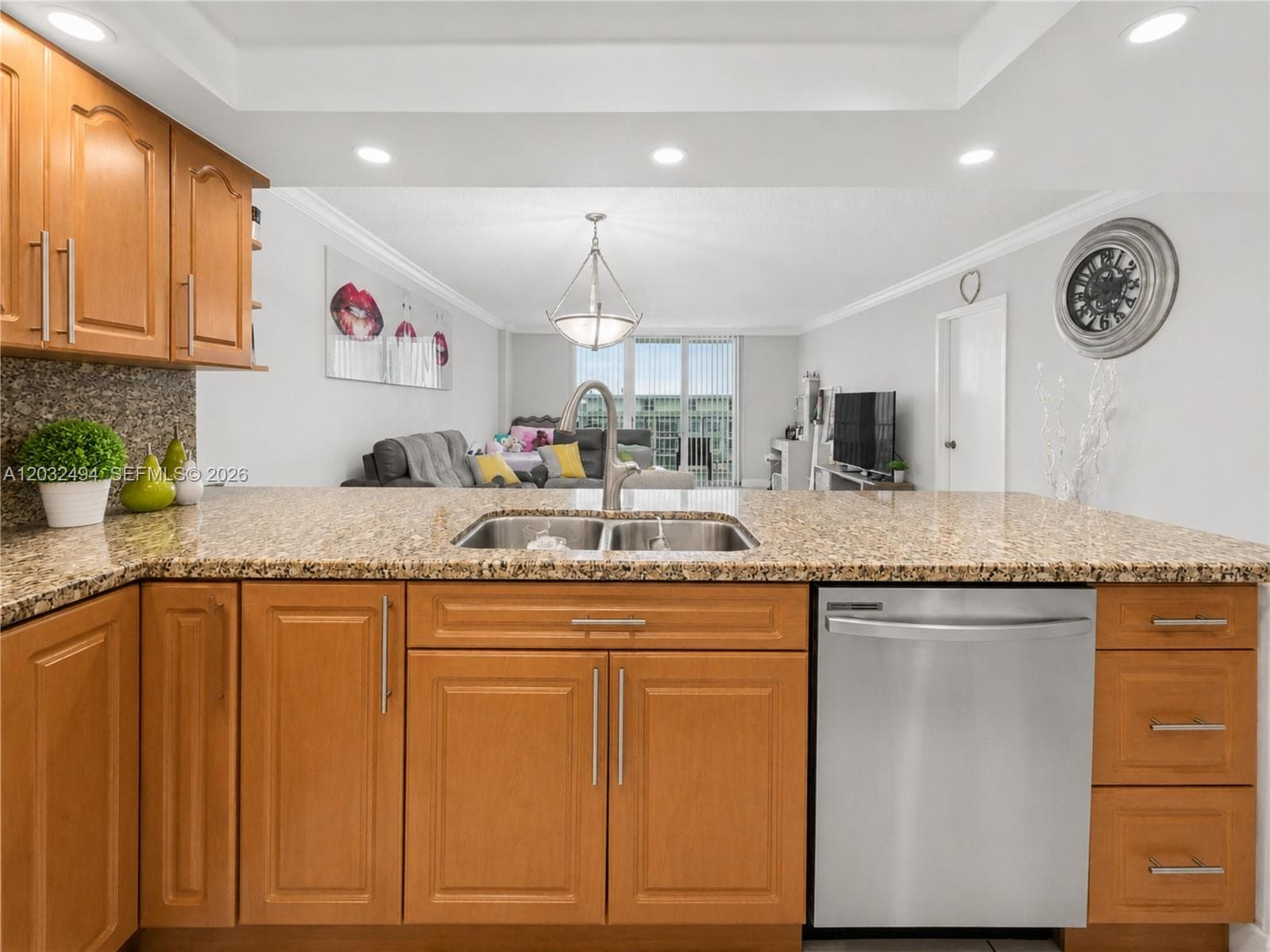 5701 Collins Ave 1711 photo 3