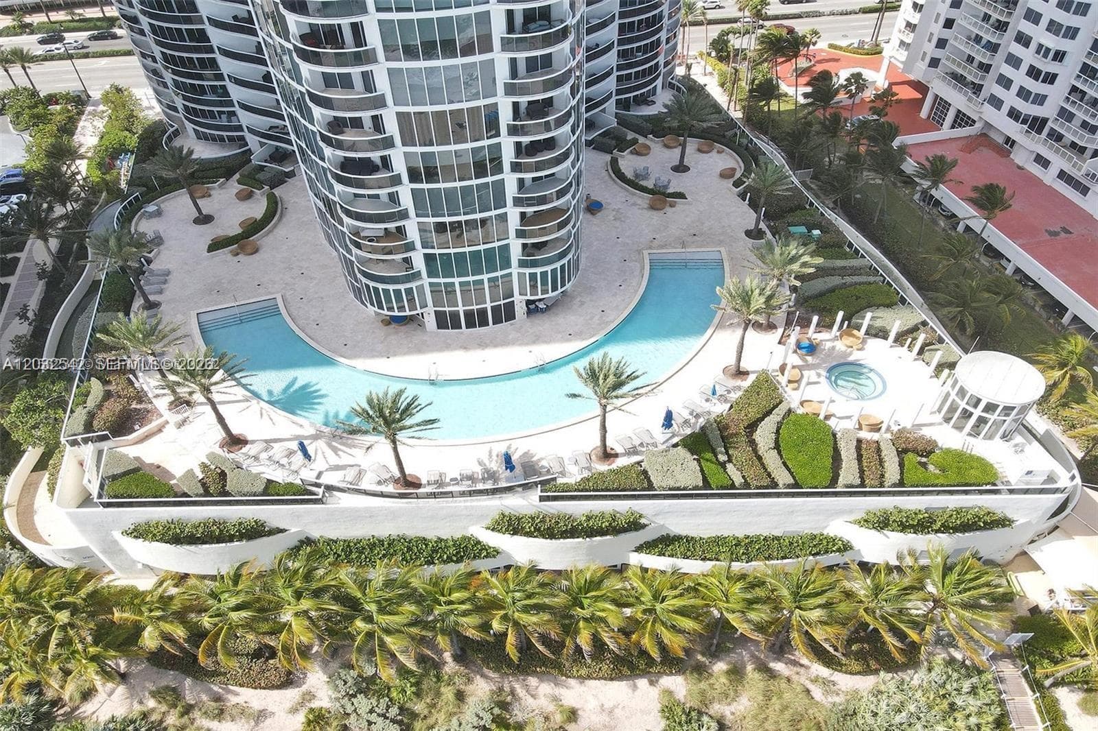 17201 Collins Ave# DEN 1203 photo 25