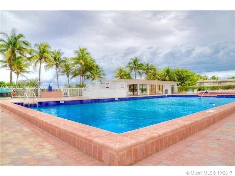 5005 Collins Ave 1202 photo 22