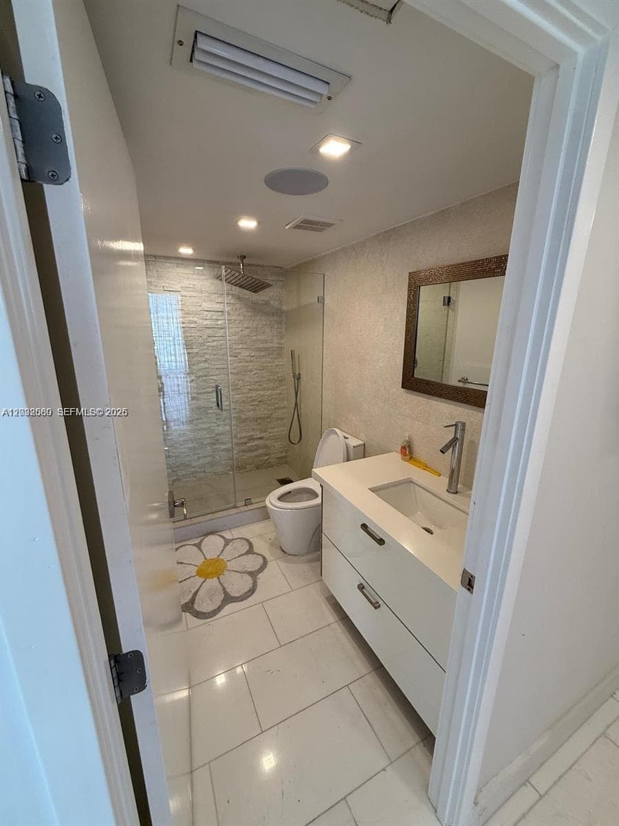 2310 photo 7