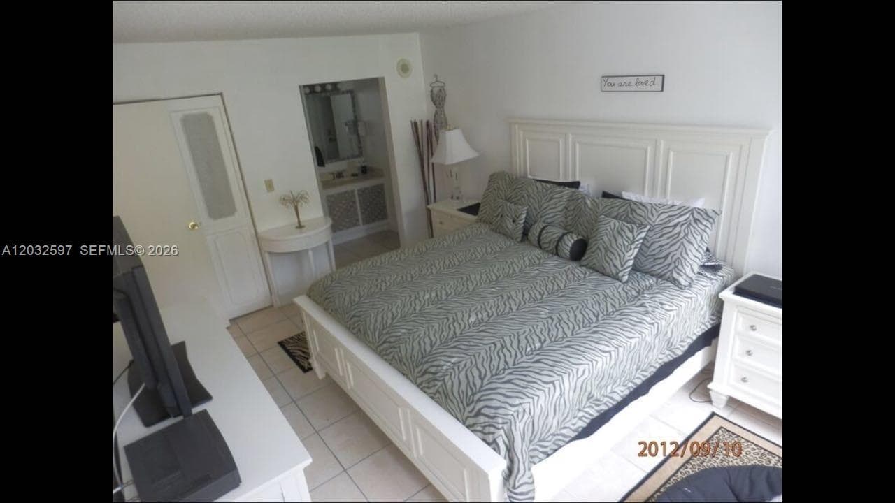 17021 N Bay Rd 103 photo 9