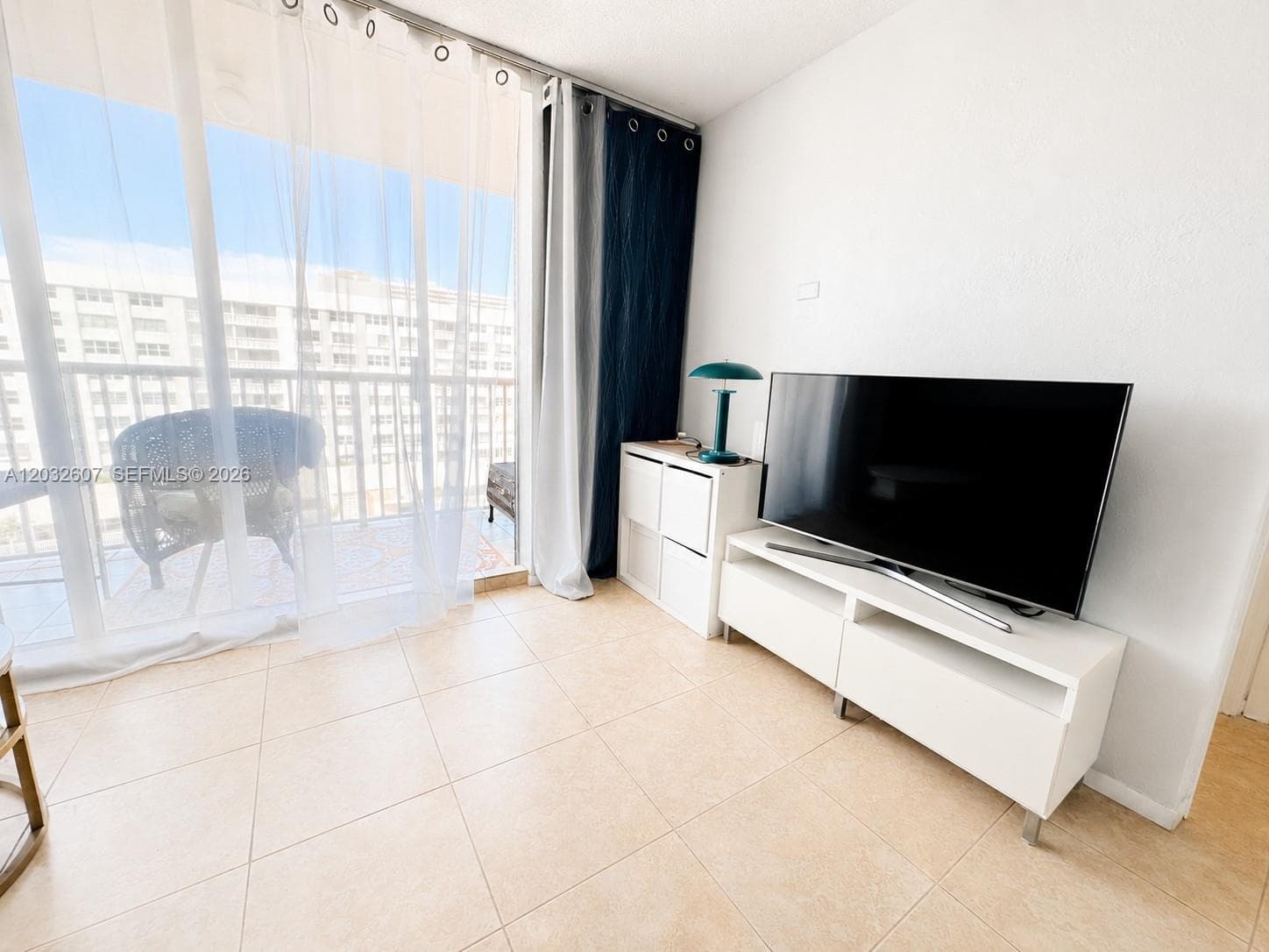 3161 S Ocean Dr 803 photo 8