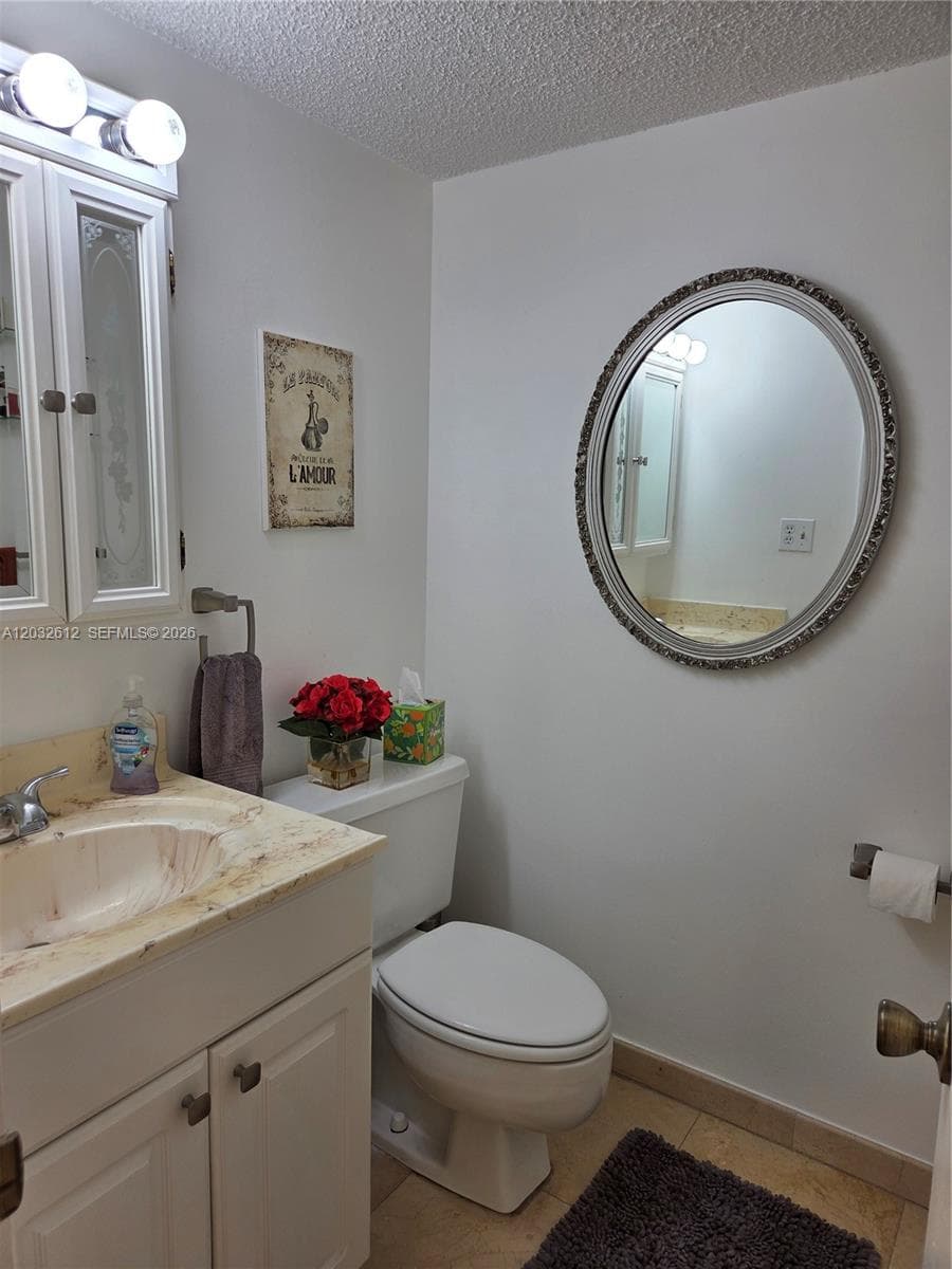 400 Leslie Dr 1124 photo 19