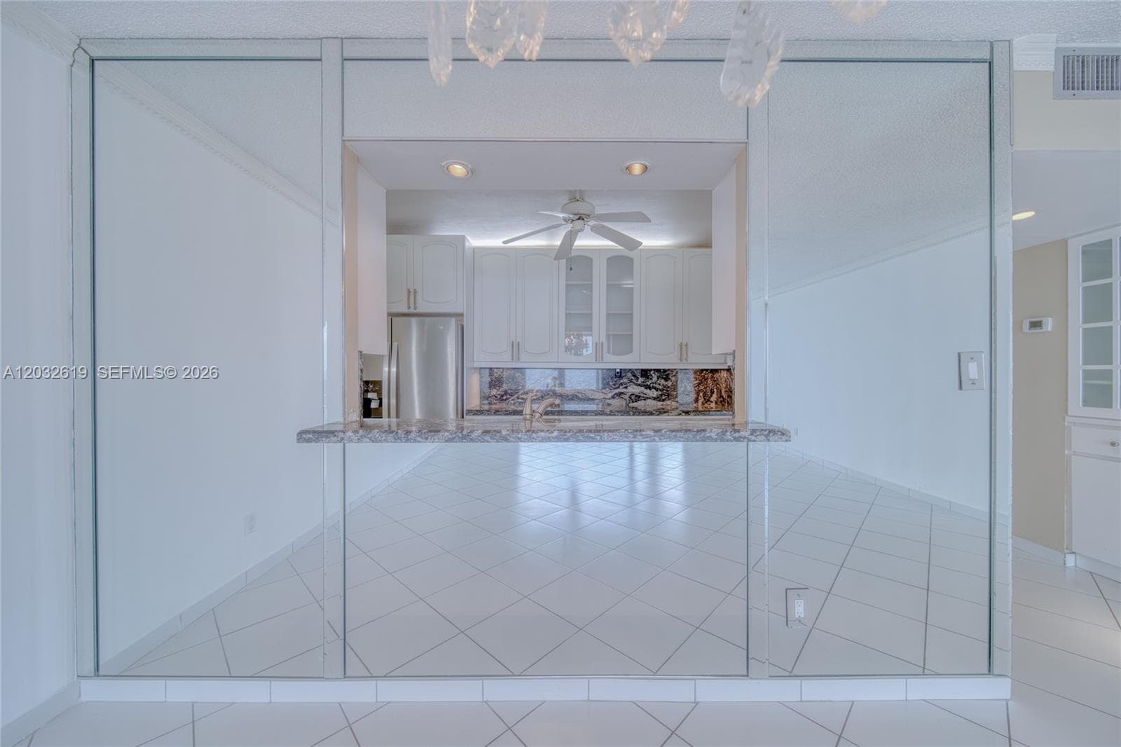 5401 Collins Ave 1135 photo 8
