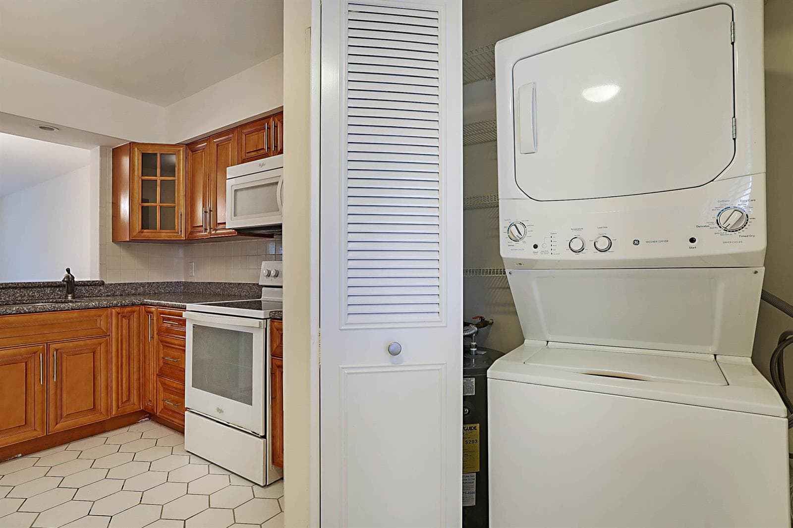 14527 Bonaire Boulevard 203 photo 6