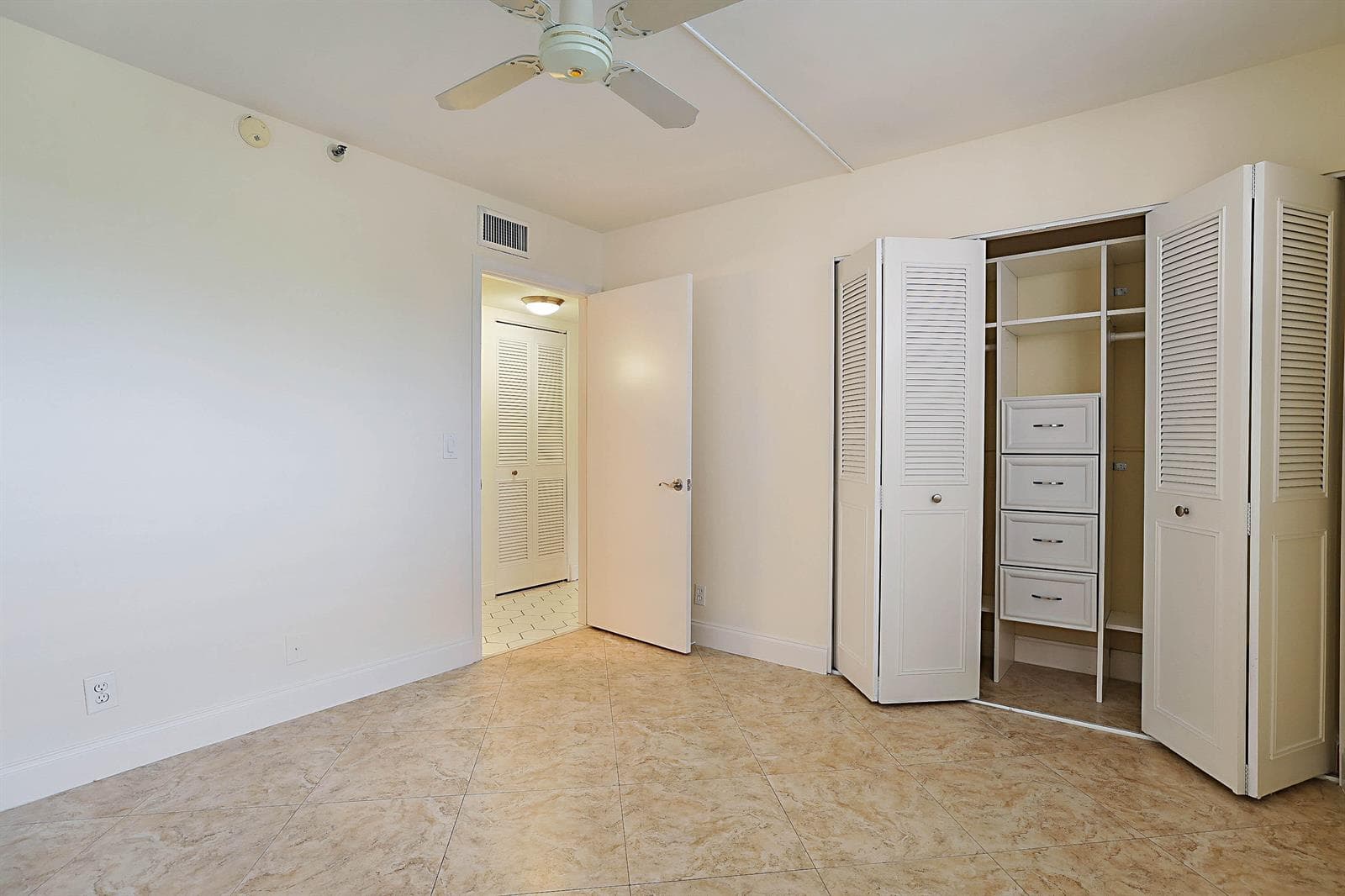 14527 Bonaire Boulevard 203 photo 22