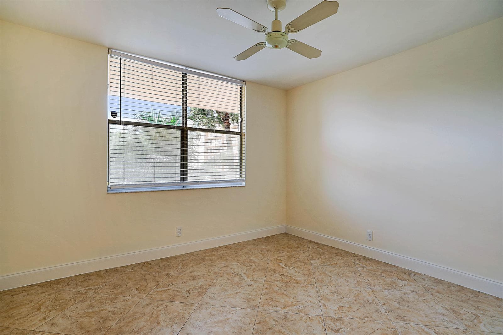 14527 Bonaire Boulevard 203 photo 18