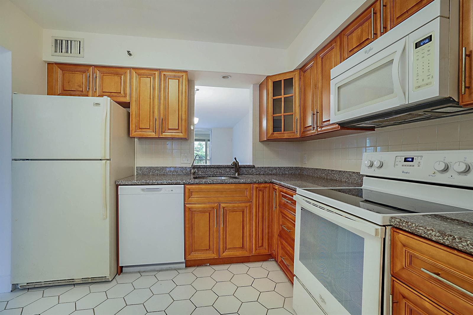 14527 Bonaire Boulevard 203 photo 4