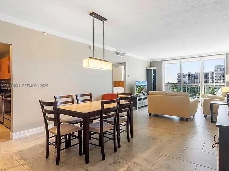 3000 S Ocean Dr 420 photo 6