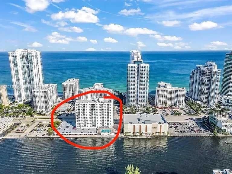 3000 S Ocean Dr 420 photo 3