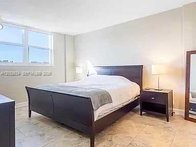 3000 S Ocean Dr 420 photo 9