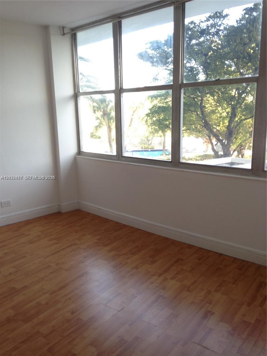 7441 Wayne Ave 2O photo 5