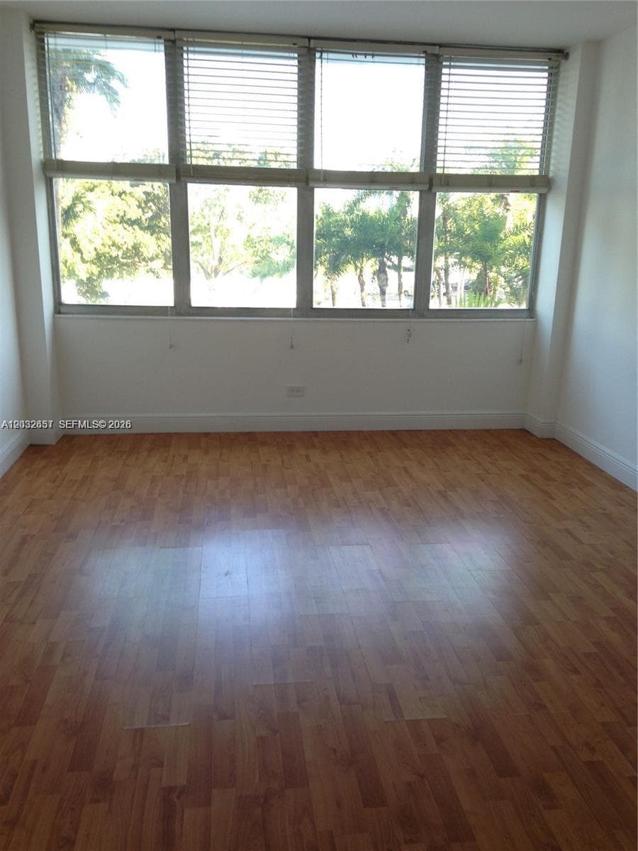 7441 Wayne Ave 2O photo 4
