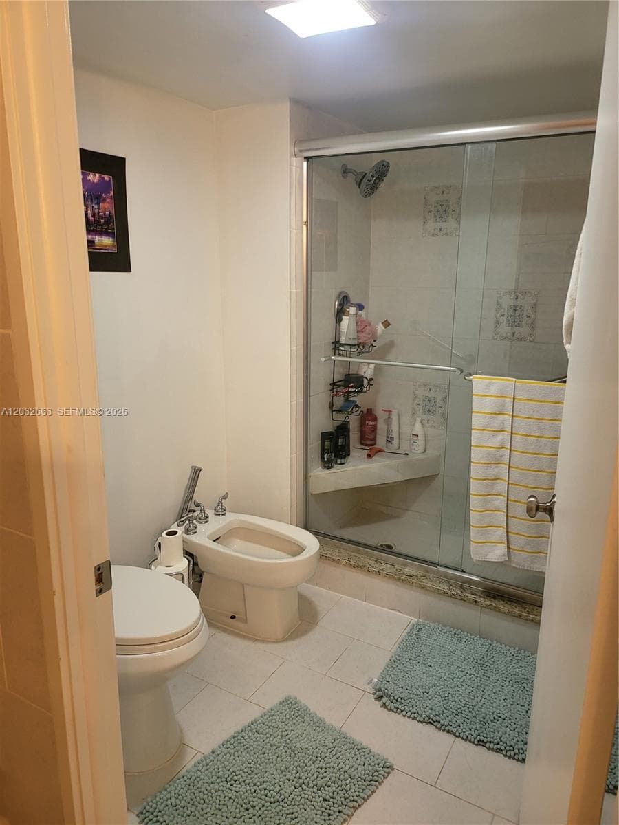 290 174th St M19 photo 17