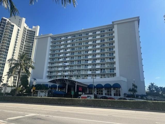19201 Collins Ave 1044 photo 21