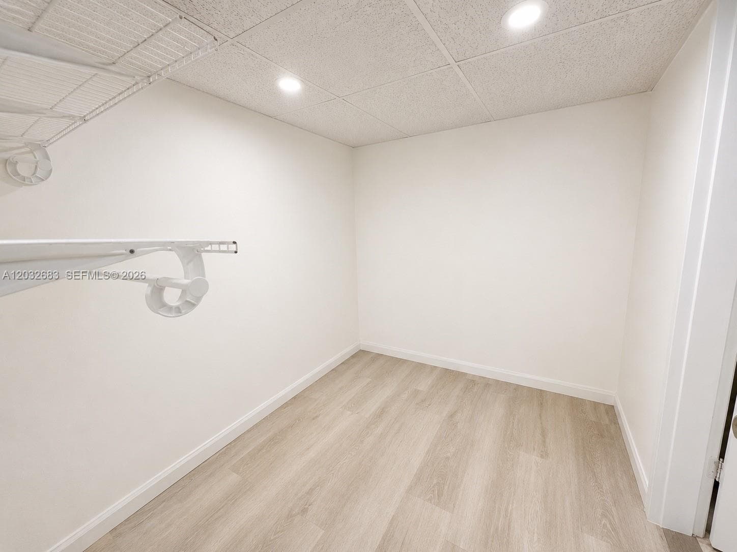 26 Diplomat Pkwy 2263 photo 7