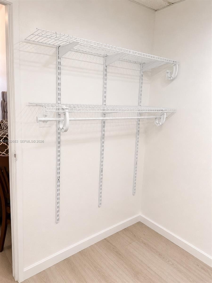 26 Diplomat Pkwy 2263 photo 9
