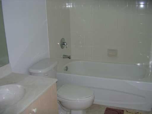 1049 Golden Lakes Boulevard 122 photo 3