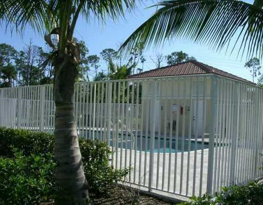 1049 Golden Lakes Boulevard 122 photo 4