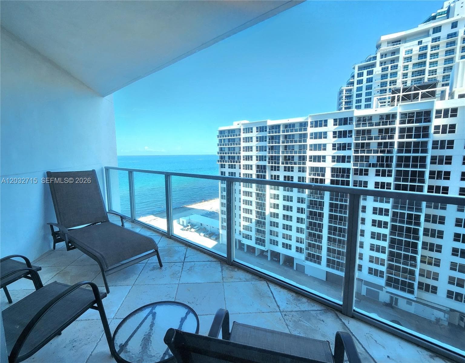 3101 S Ocean Dr 1106 photo 2