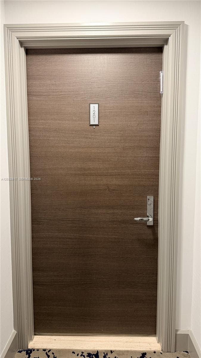 21205 Yacht Club Dr 1201 photo 6