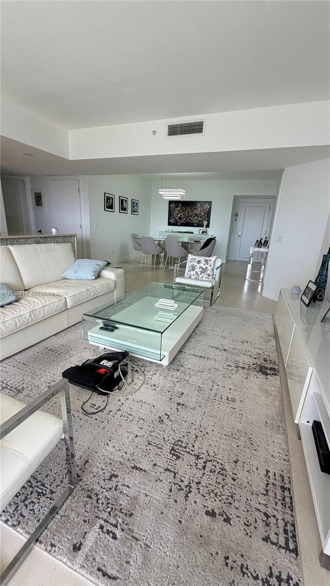 21205 Yacht Club Dr 1201 photo 12