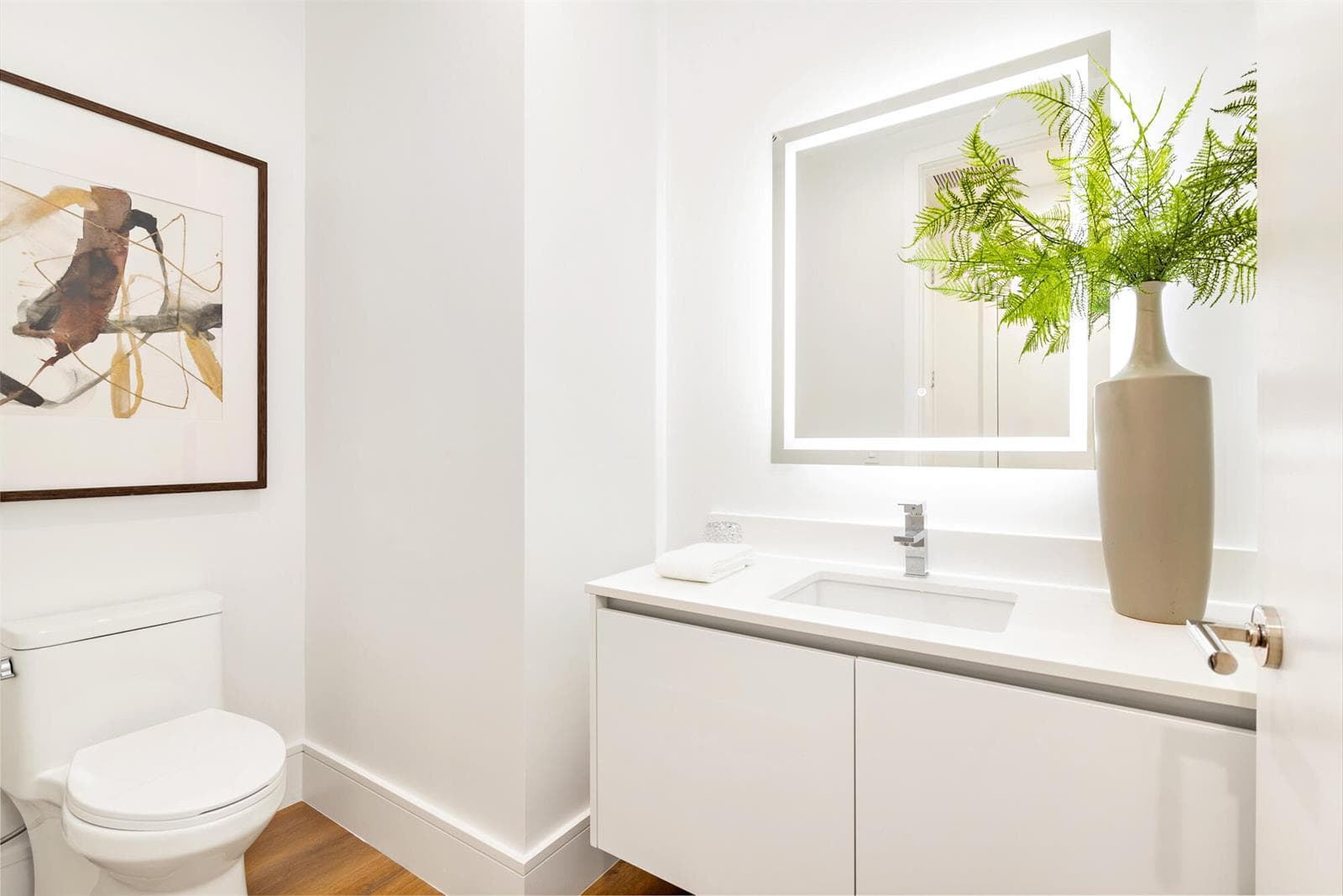220 Lake Shore Drive 1813 photo 14