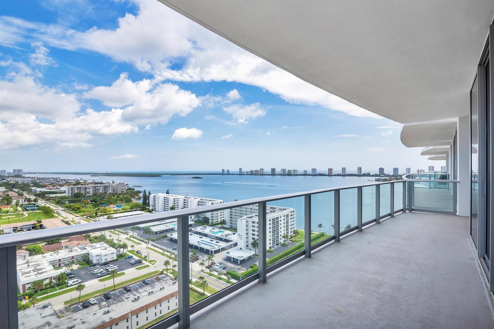 220 Lake Shore Drive 1813 photo 15