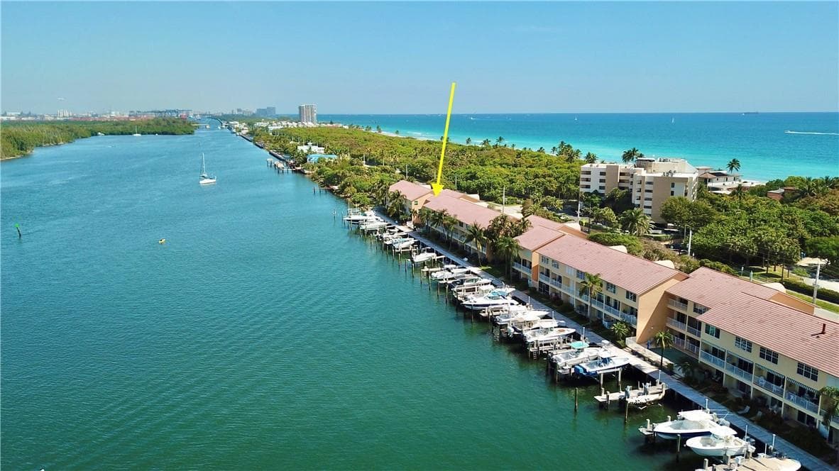 4230 N Ocean Drive photo 2