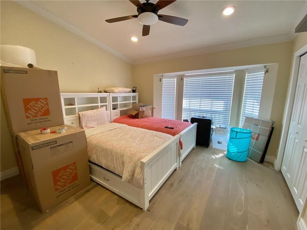 4230 N Ocean Drive photo 13