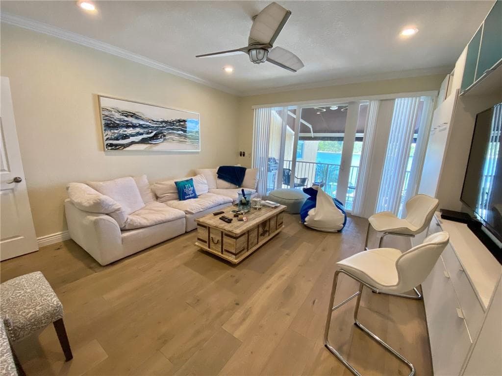4230 N Ocean Drive photo 5