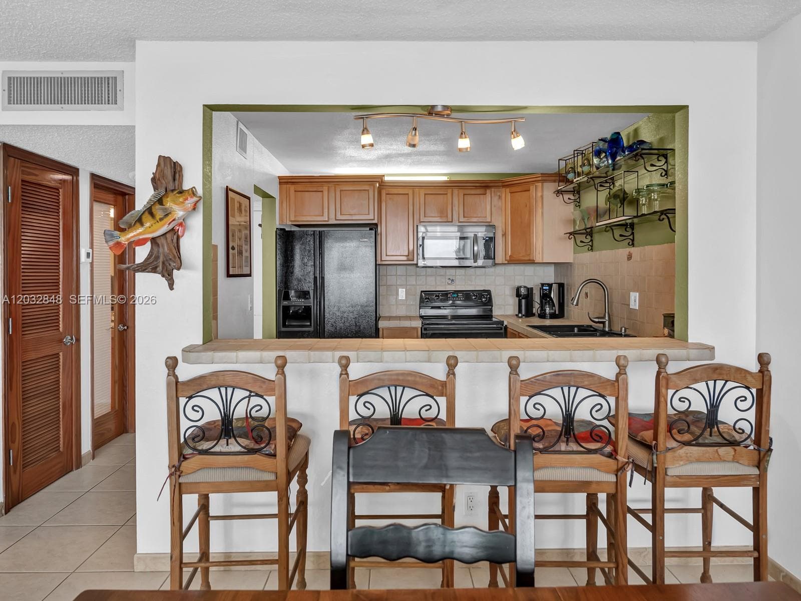 2301 S Ocean Dr 2202 photo 18