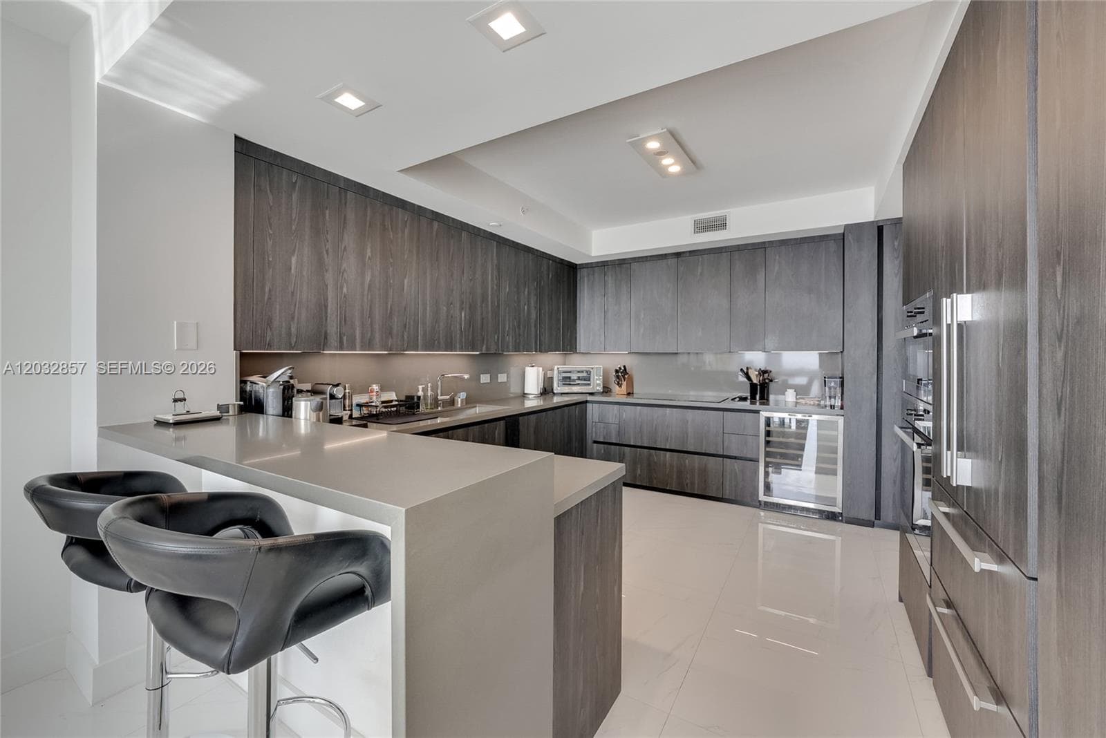 3201 NE 183rd St 1806 photo 10