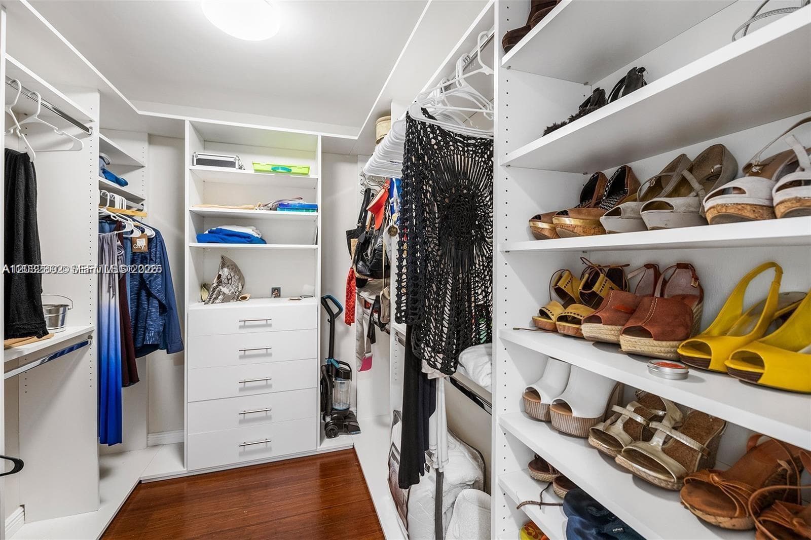 1149 Hillsboro Mile 608 photo 24