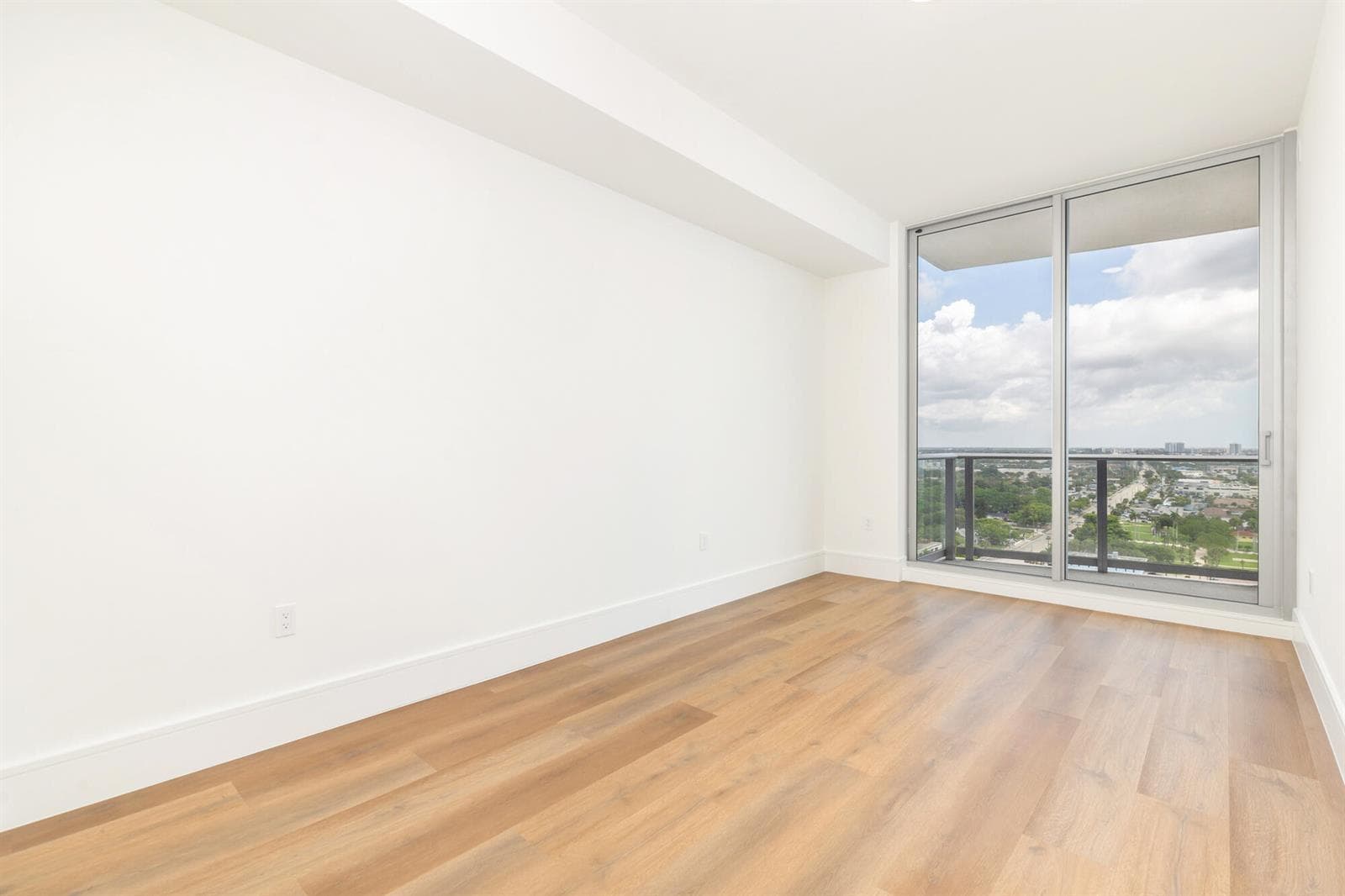 220 Lake Shore Drive 1809 photo 12