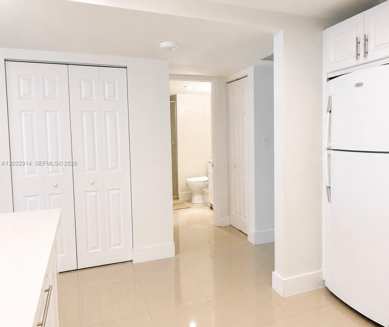 1865 S Ocean Dr 8I photo 4