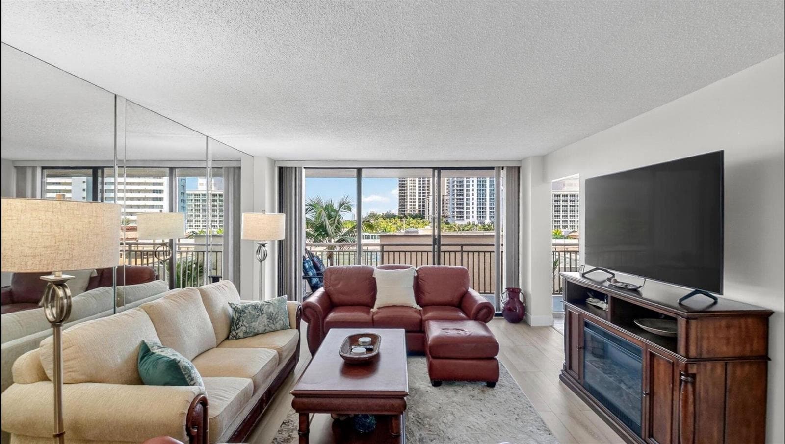 3400 N Ocean Drive 405 photo 9