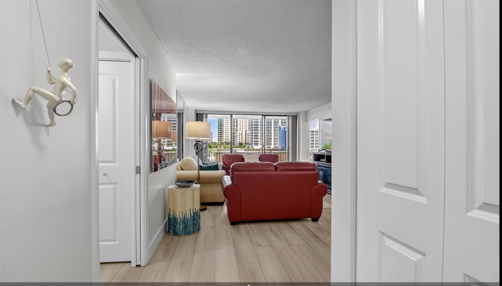 3400 N Ocean Drive 405 photo 10