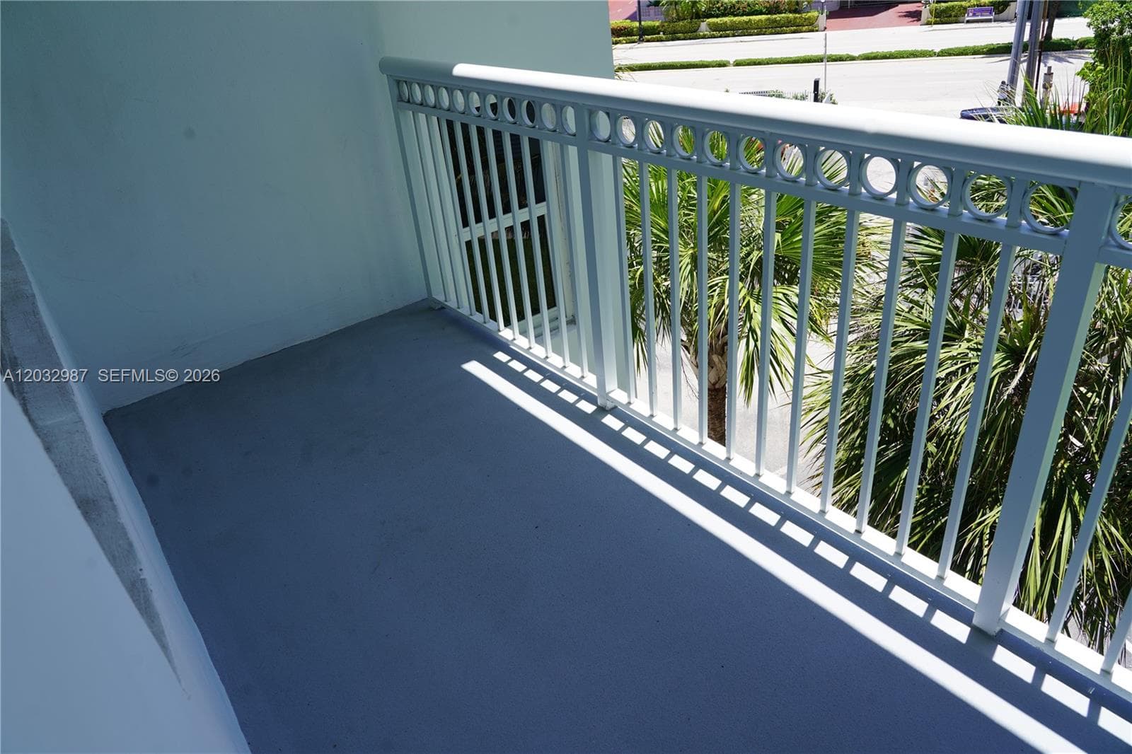 1913 S Ocean Dr 405 photo 14