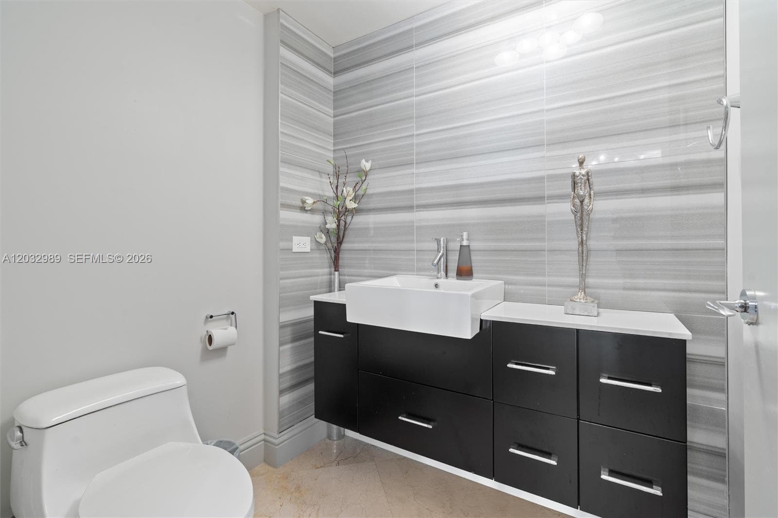 1600 S Ocean Blvd 402 photo 25
