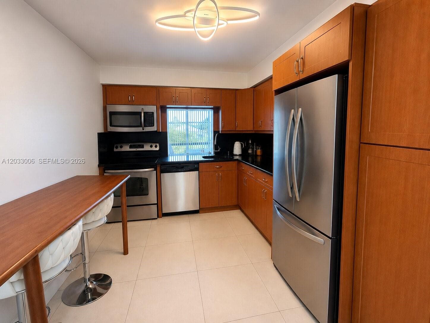 1000 Parkview Dr 415 photo 12