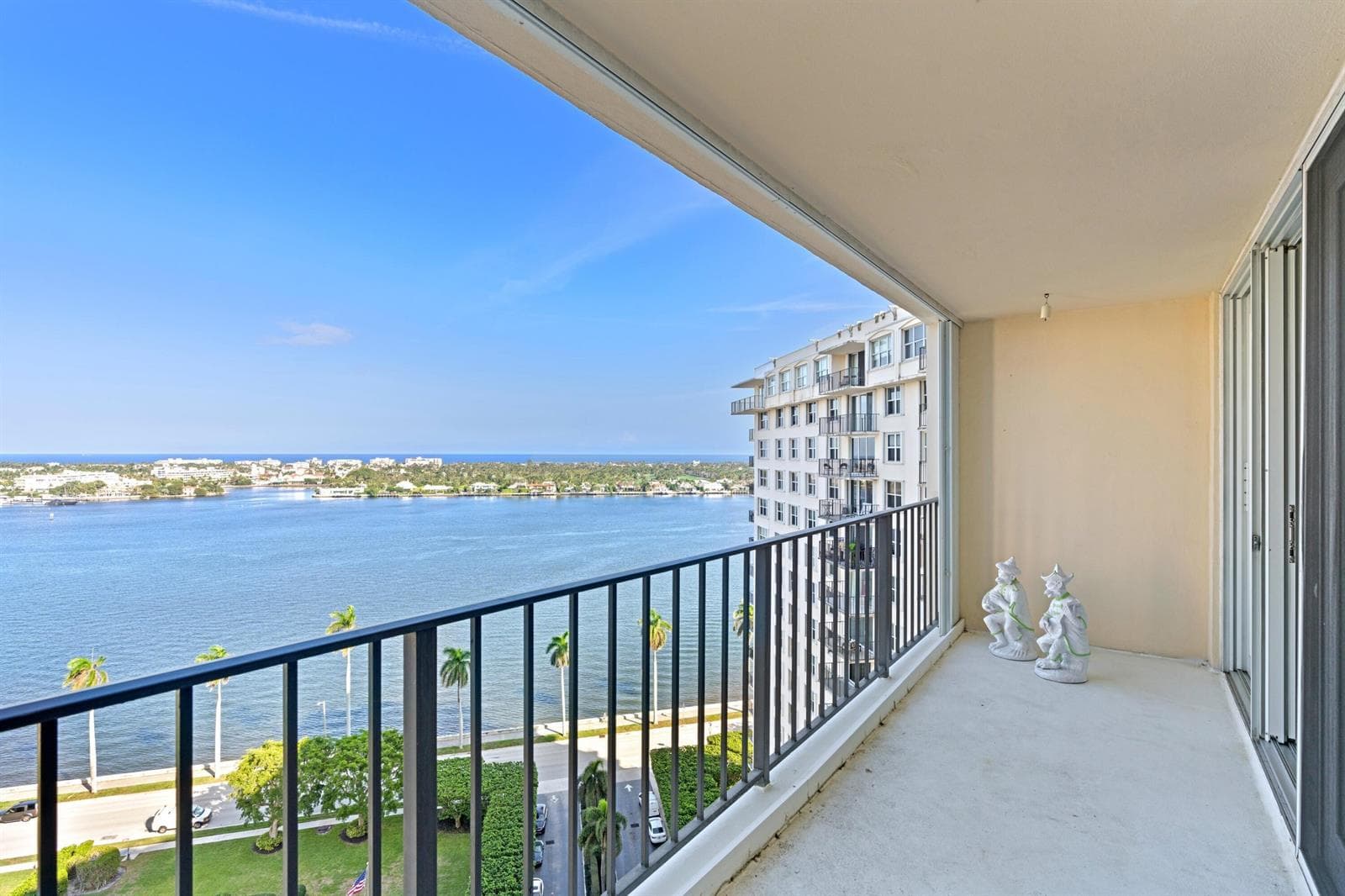 1801 S Flagler Drive 1708 photo 13