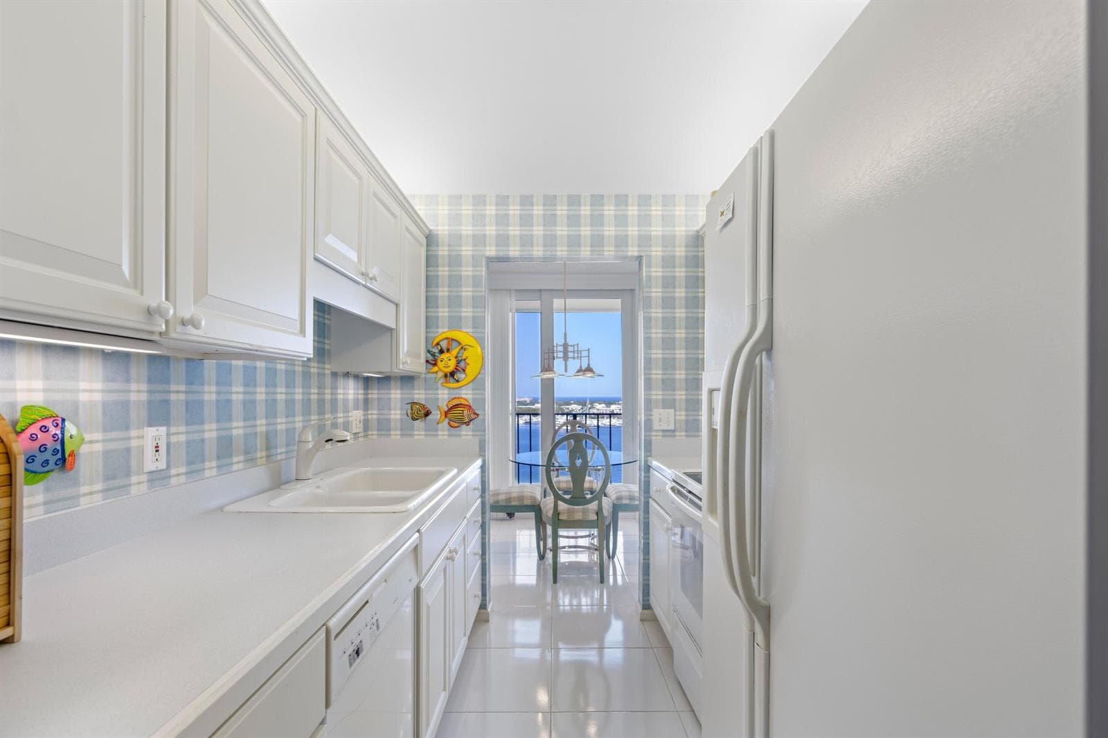 1801 S Flagler Drive 1708 photo 8
