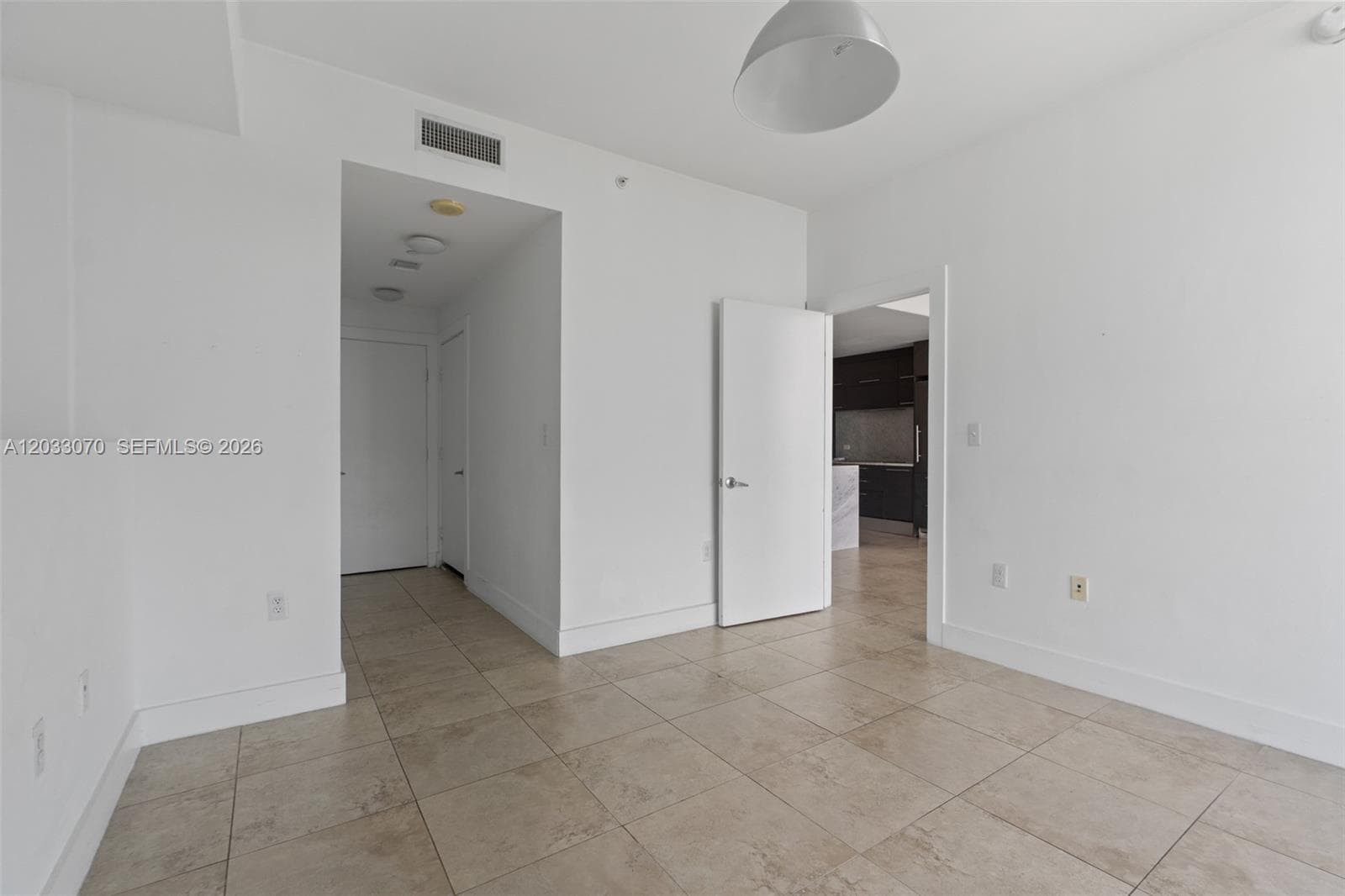 900 Biscayne Blvd 2304 photo 17