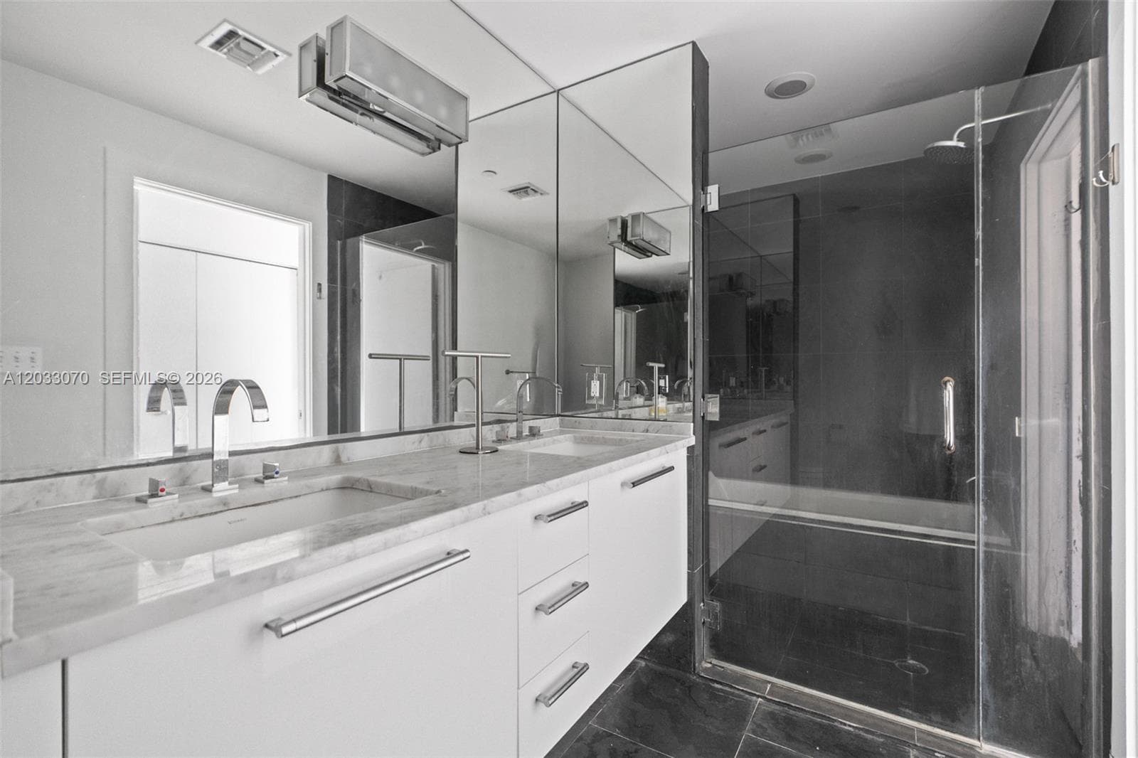 900 Biscayne Blvd 2304 photo 22