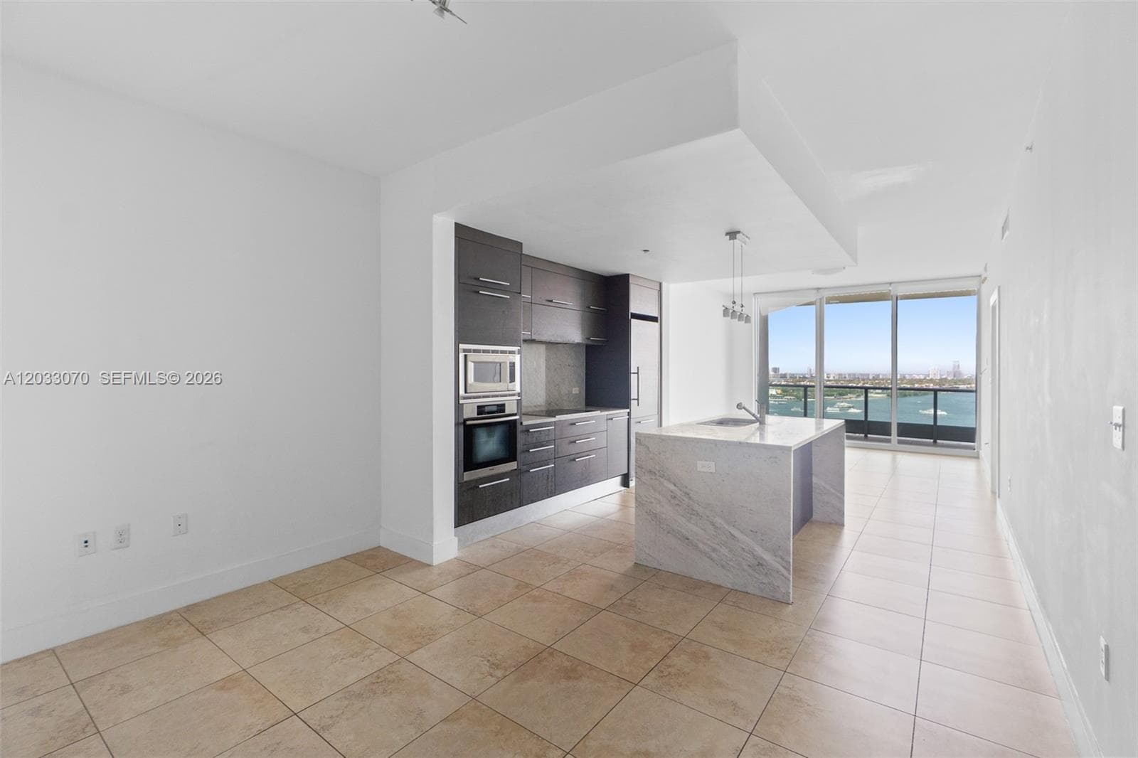 900 Biscayne Blvd 2304 photo 7