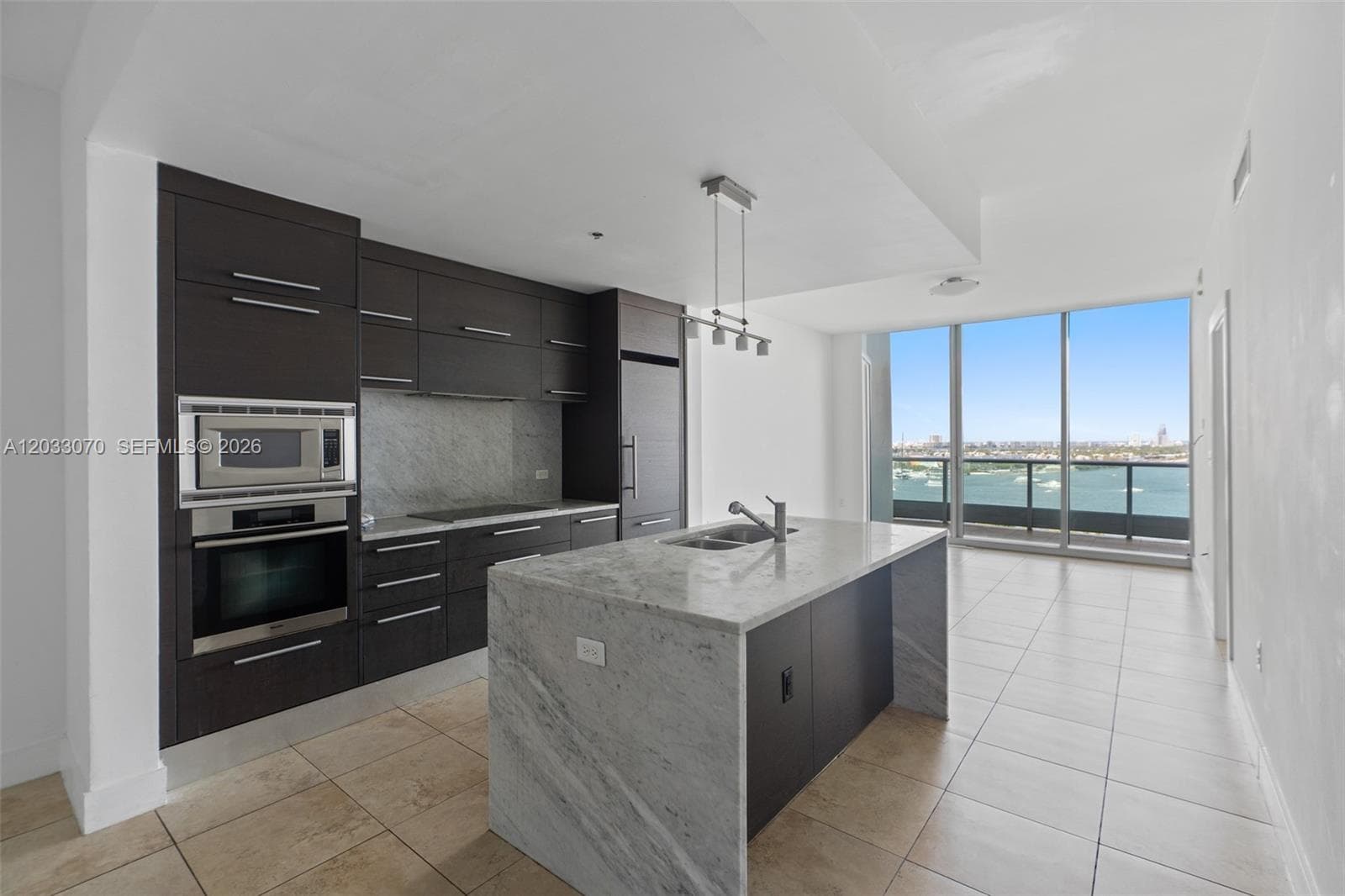 900 Biscayne Blvd 2304 photo 5