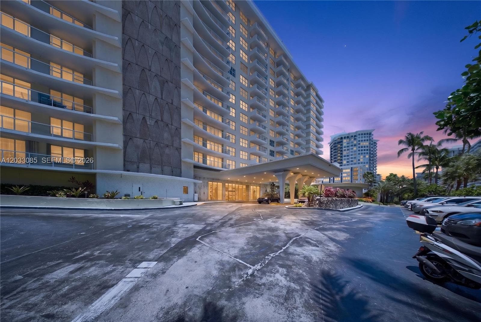 5600 Collins Ave 7W photo 1