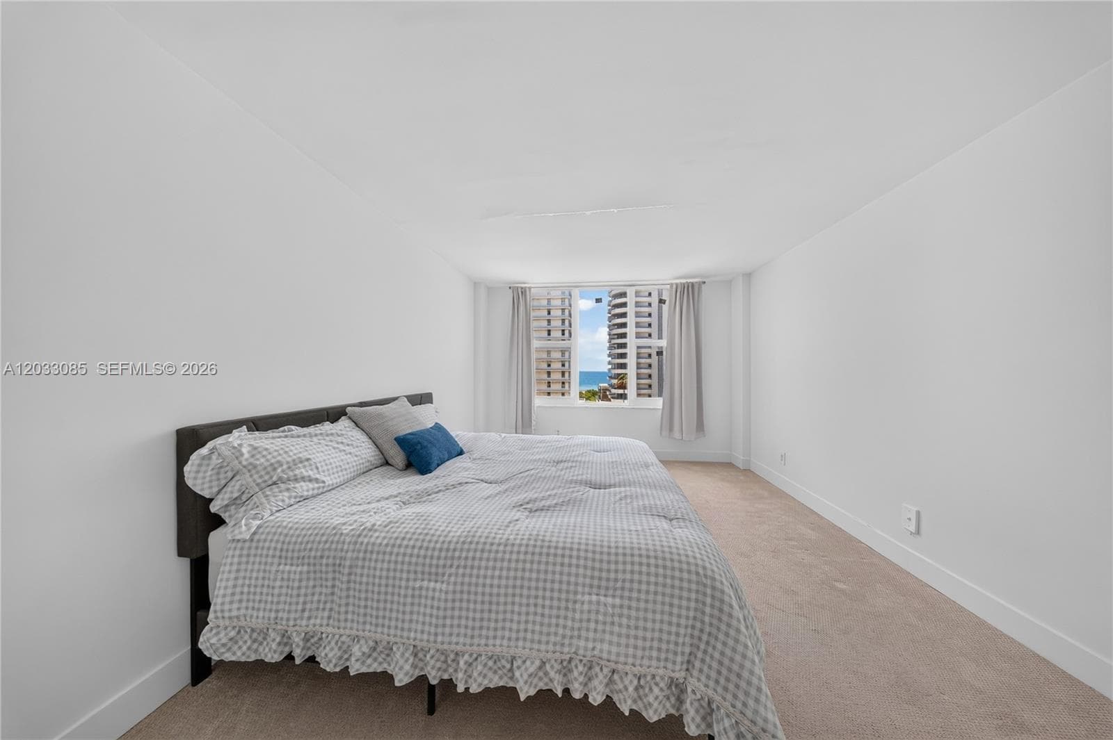 5600 Collins Ave 7W photo 20