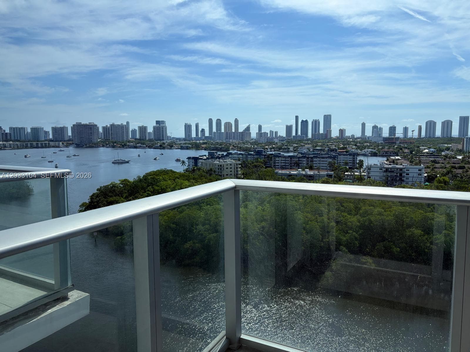 16385 Biscayne Blvd 1417 photo 2